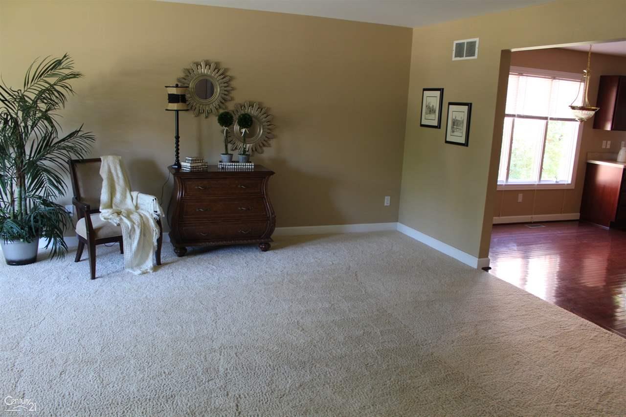 902 Trombley Road Grosse Pointe Park, MI 48230 - Photo 6 of 30