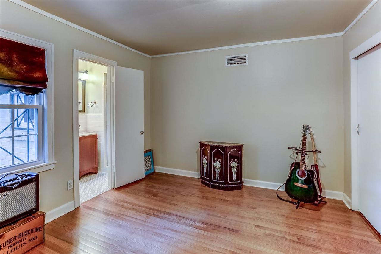 300 Barry Road Memphis, TN 38117 - Photo 14 of 23 Gallery Image 14