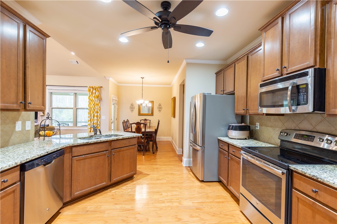 204 Meadows Edge Court Anderson, SC 29621 - Photo 13 of 43