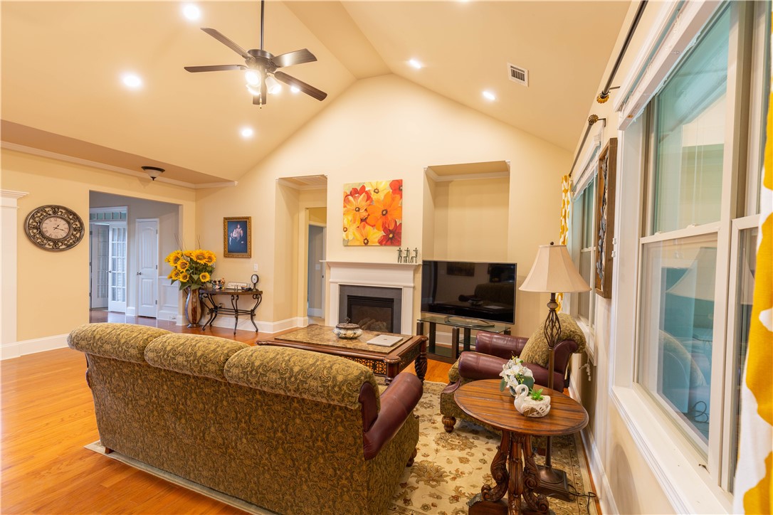 204 Meadows Edge Court Anderson, SC 29621 - Photo 16 of 43