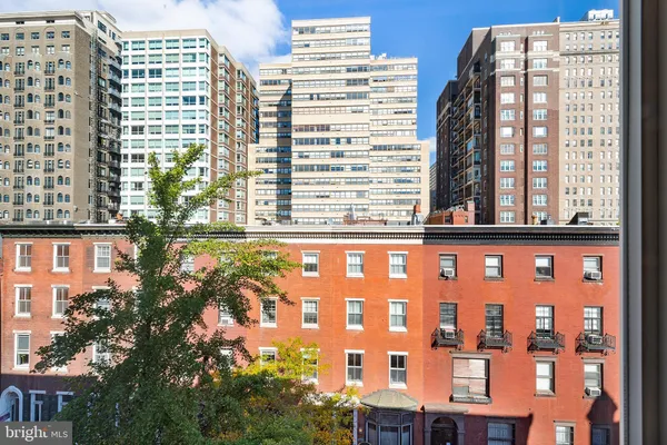 $1,525 | 1810 Spruce Street, Unit 3F, Philadelphia, PA 19103