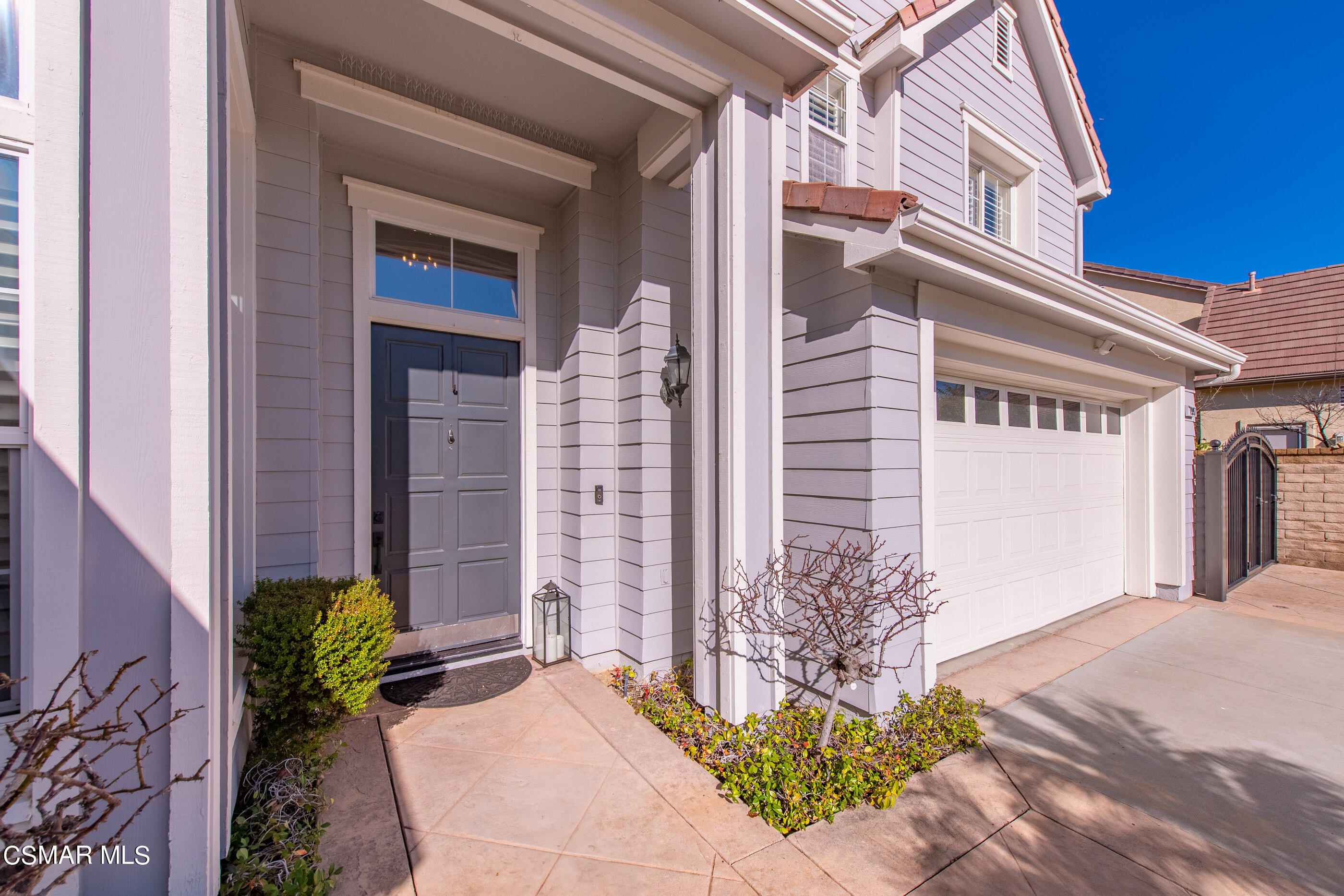 1997 Arielle Lane Simi Valley, CA 93065 - Photo 45 of 54 a front view of a house