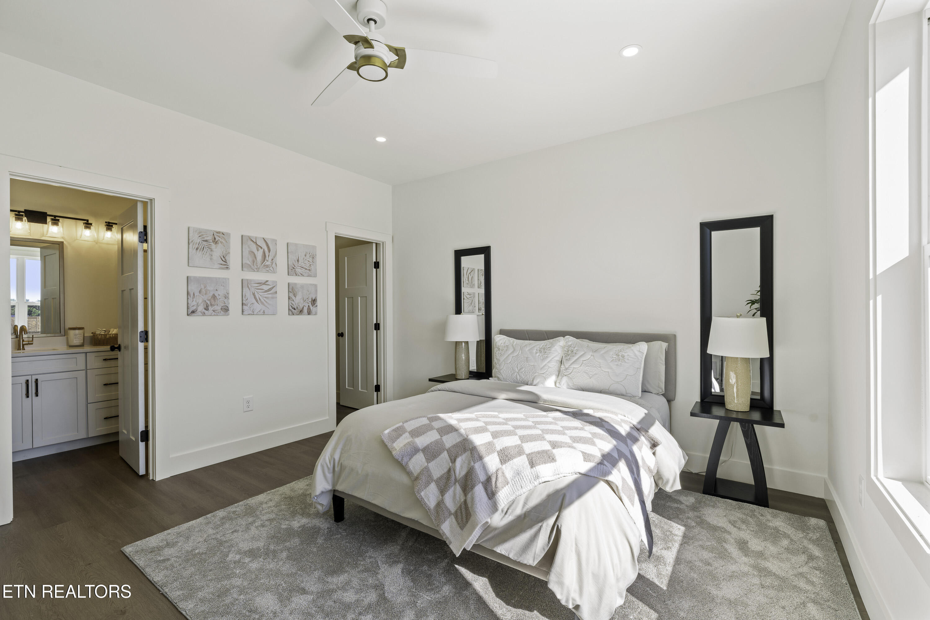 1335 Grace Ridge Drive Sevierville, TN 37862 - Photo 8 of 53 Primary Suite