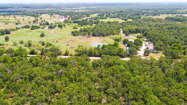 $157,900 | 418 D County Road 405, Buckholts, TX 76518
