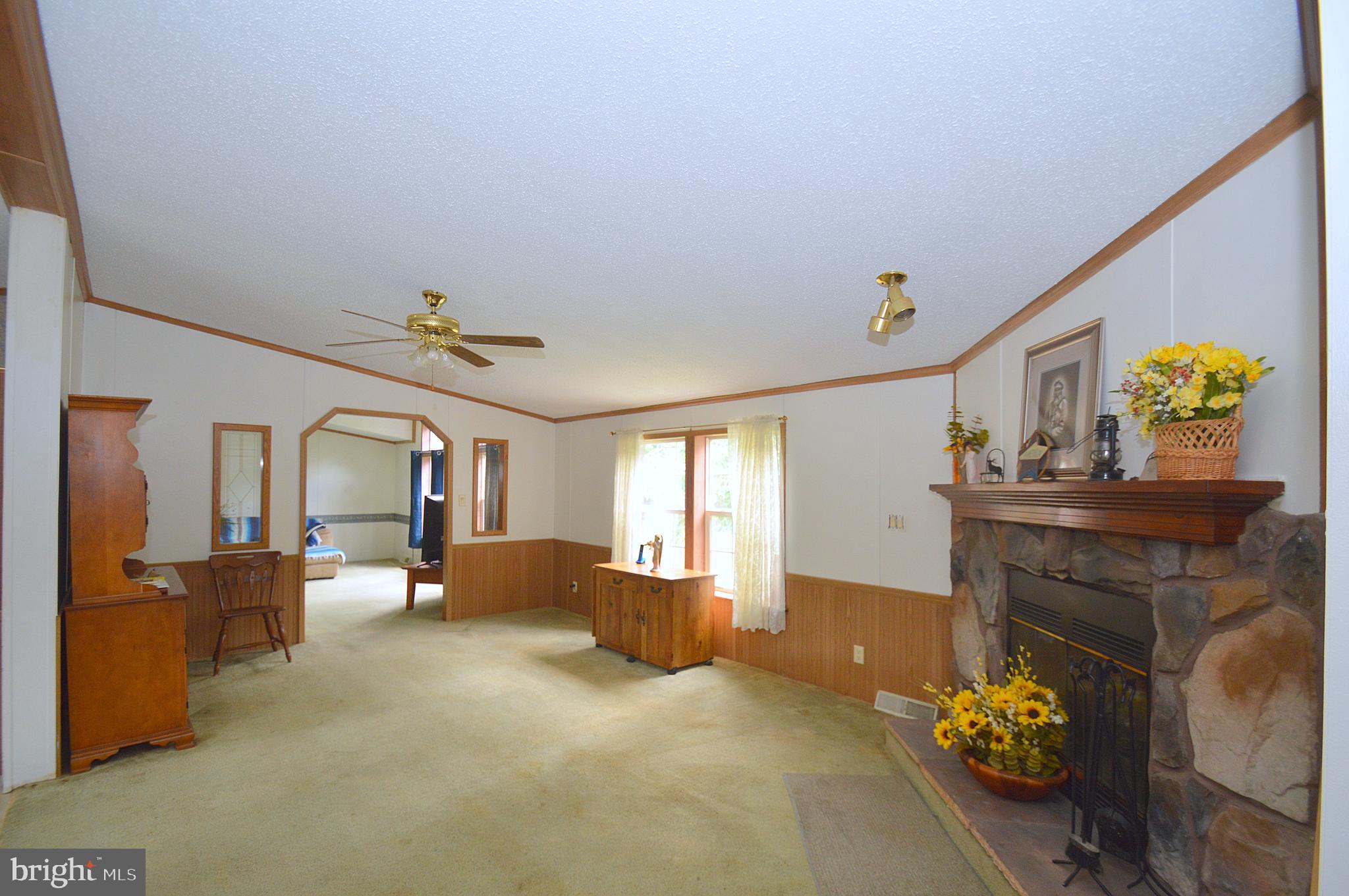 405 Morton Grove Road Berkeley Springs, WV 25411 - Photo 14 of 29 Gallery Image 14