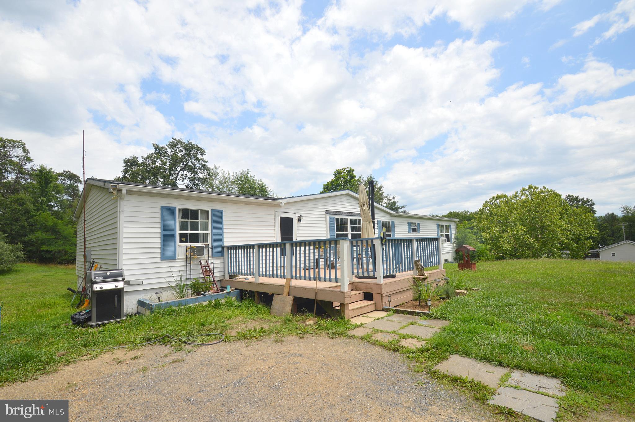405 Morton Grove Road Berkeley Springs, WV 25411 - Photo 6 of 29 Gallery Image 6