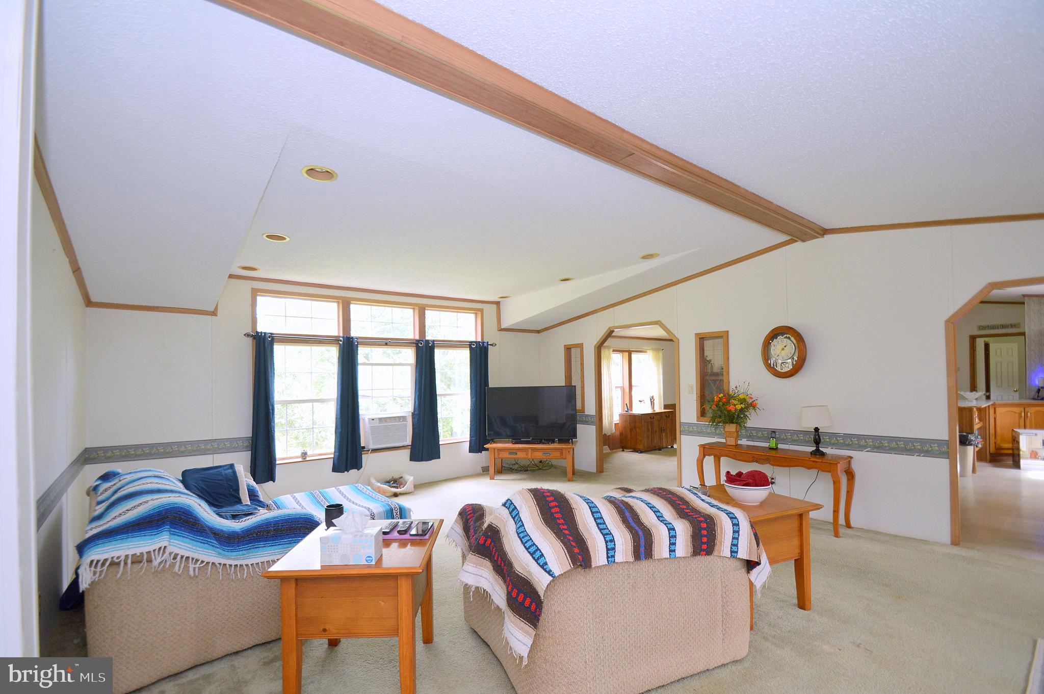 405 Morton Grove Road Berkeley Springs, WV 25411 - Photo 10 of 29 Gallery Image 10