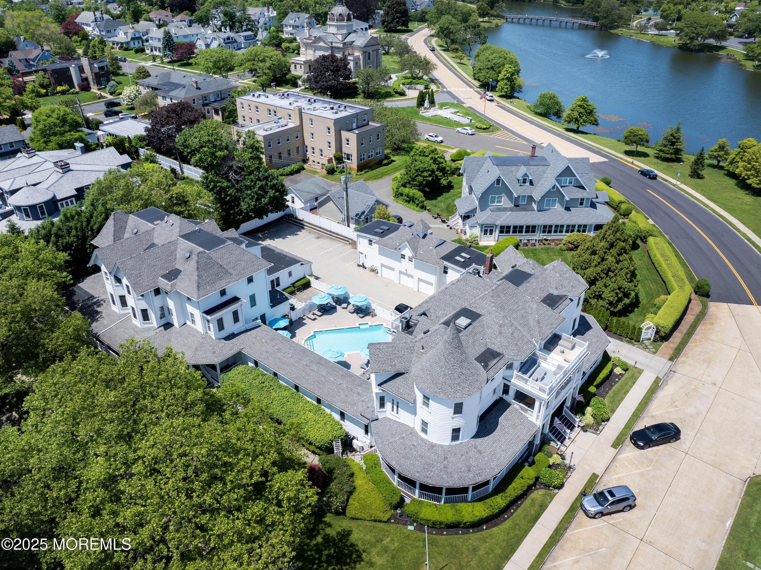 200 Monmouth Avenue, Unit 19 Spring Lake, NJ 07762 - Photo 25 of 28 an aerial view of a house with outdoor space