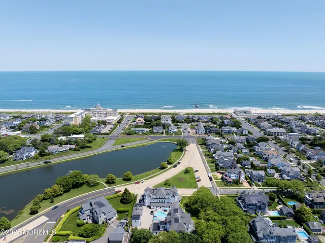 $799,000 | 200 Monmouth Avenue, Unit 19, Spring Lake, NJ 07762