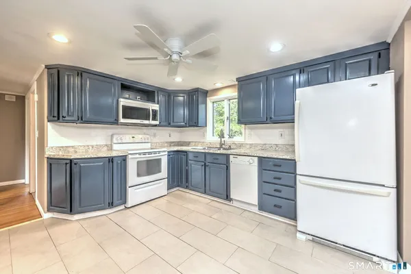 $445,000 | 44 Joyce Court, Milford, CT 06461