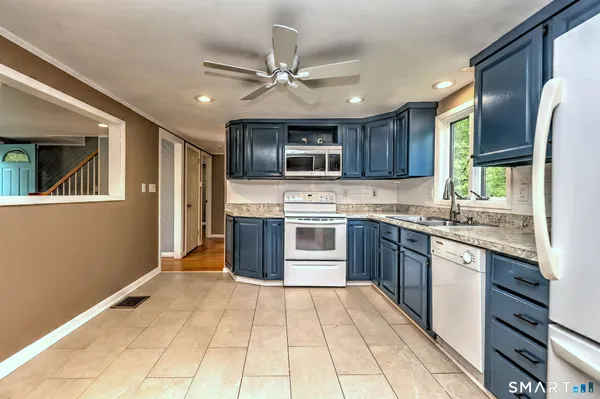 $445,000 | 44 Joyce Court, Milford, CT 06461