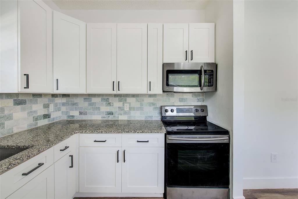 8304 North 13th Street Tampa, FL 33604 - Photo 9 of 15