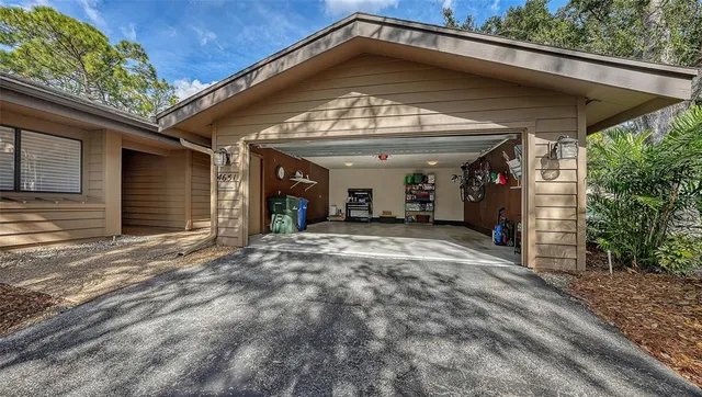 $485,000 | 4651 Chandlers Forde, Unit 34, Sarasota, FL 34235