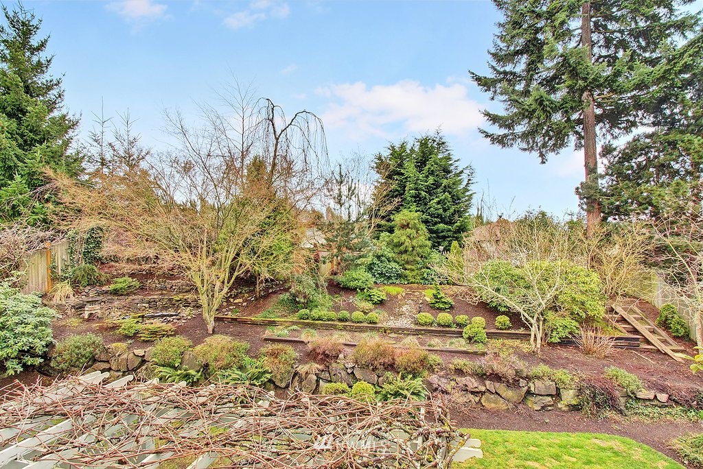 6414 136th Place Southwest Edmonds, WA 98026 - Photo 14 of 15 Gallery Image 14