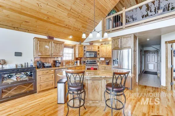 $1,250,000 | 18 Shady Lane, Garden Valley, ID 83622