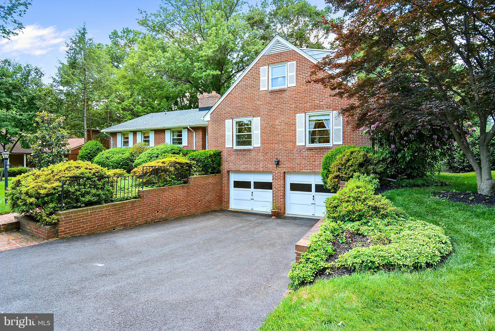 7006 Copeleigh Road Baltimore, MD 21212 - Photo 2 of 26 Home just 2 blocks from sch, 3 blocks from pool.