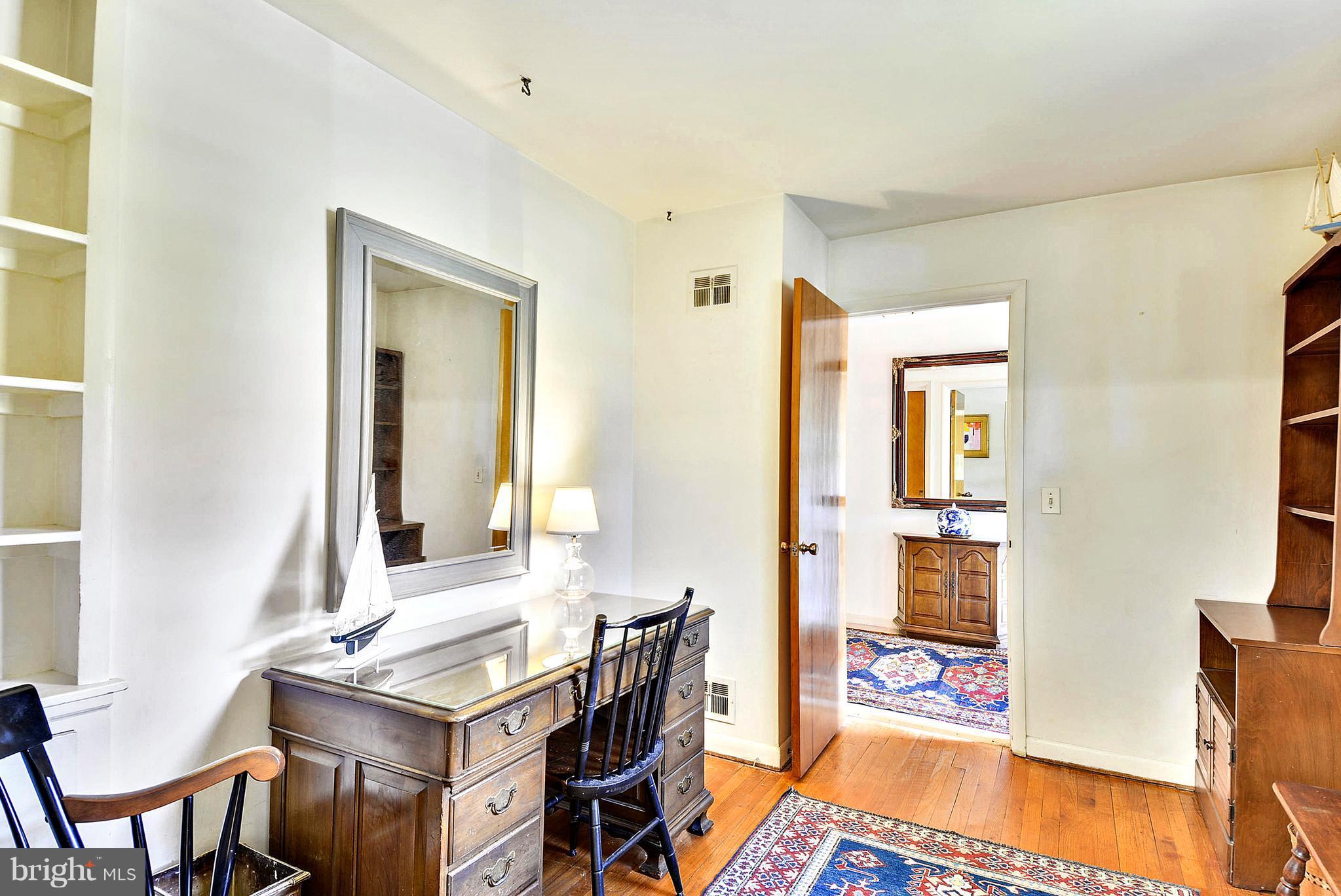 7006 Copeleigh Road Baltimore, MD 21212 - Photo 11 of 26 Ideal location for office or den...off kitchen.