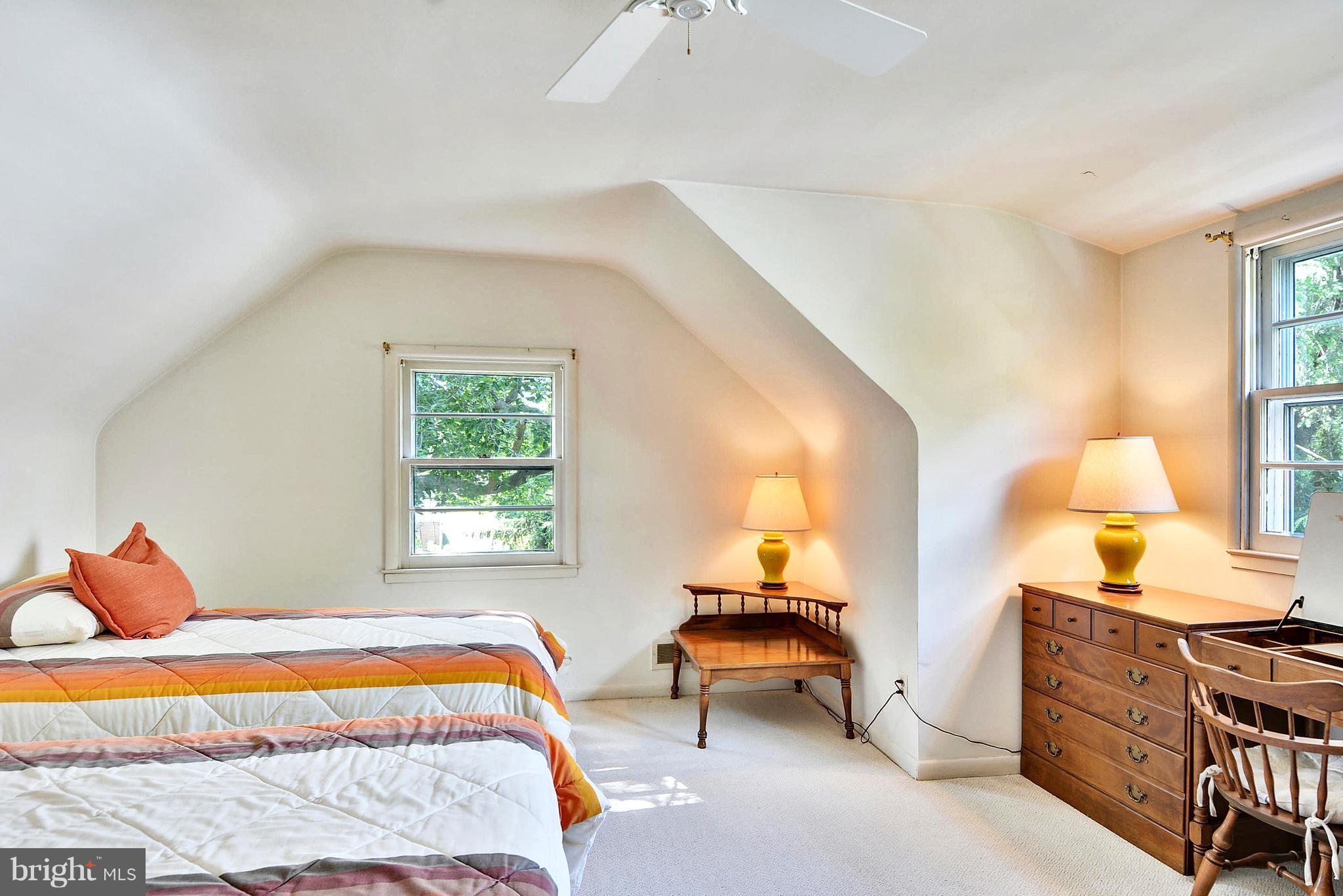 7006 Copeleigh Road Baltimore, MD 21212 - Photo 18 of 26 Bedroom #4 on 2nd level with shared full bath