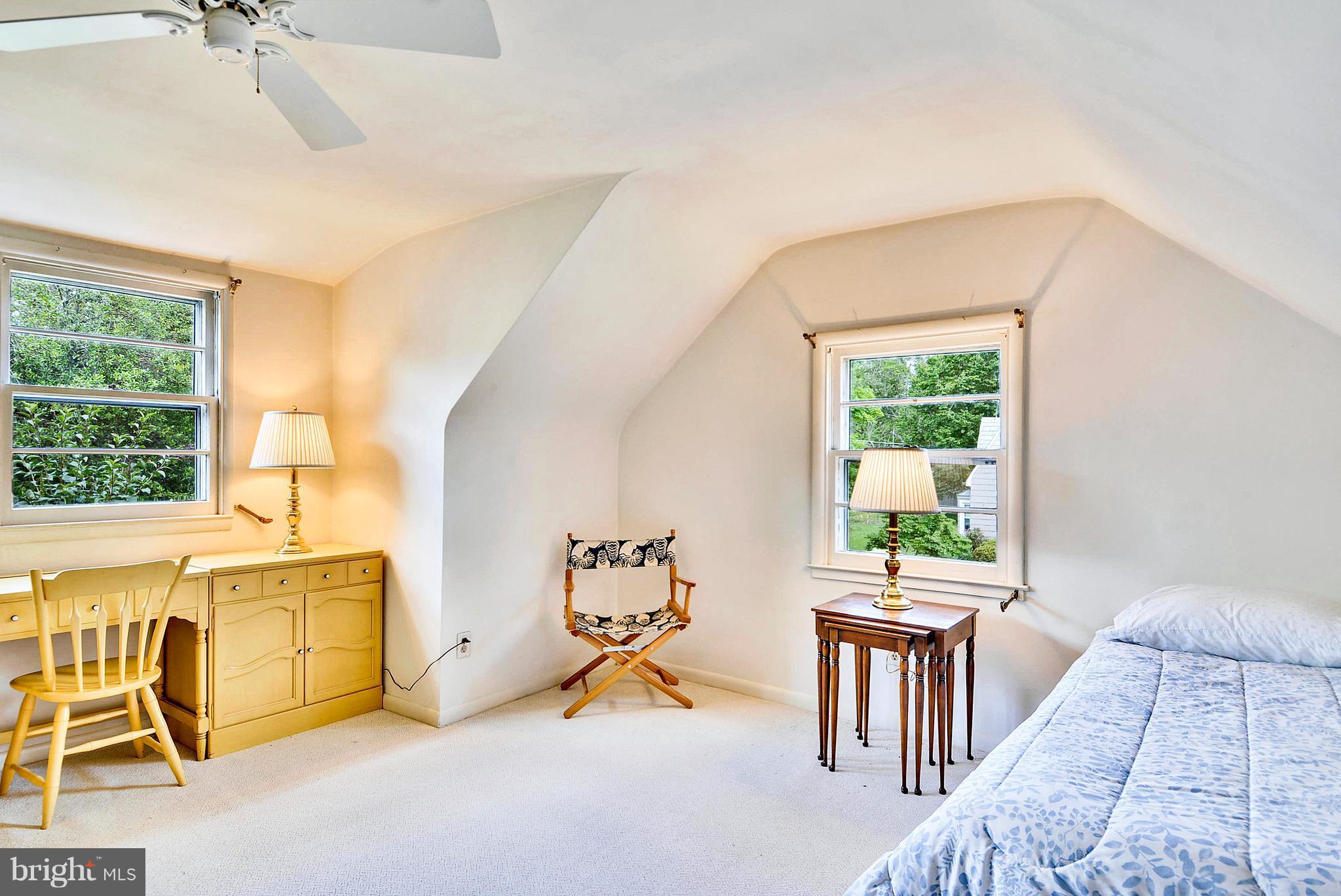 7006 Copeleigh Road Baltimore, MD 21212 - Photo 20 of 26 Bedroom #4 on 2nd level with shared full bath.