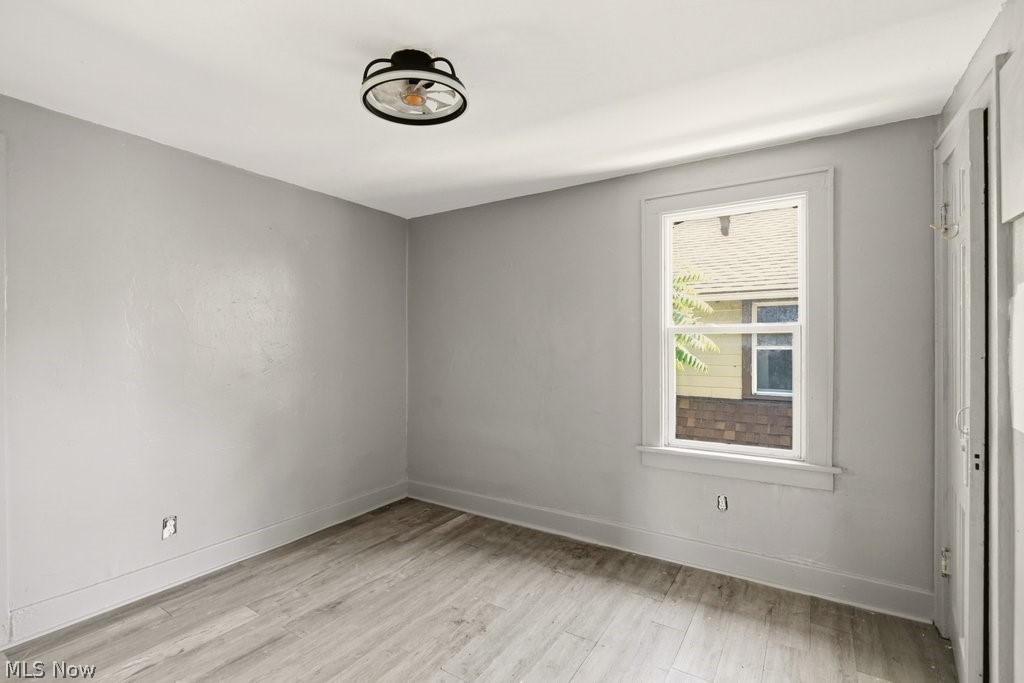 1313 Manchester Road Akron, OH 44307 - Photo 5 of 28