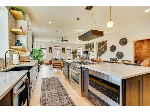 $959,000 | 119 South Washington Street, Lake City, MN 55041