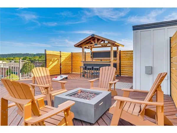 $949,000 | 119 South Washington Street, Lake City, MN 55041
