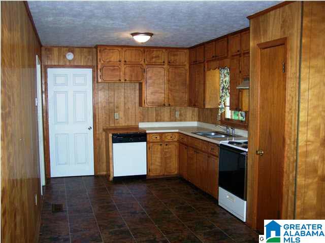 1006 Cherry Street Weaver, AL 36277 - Photo 12 of 27
