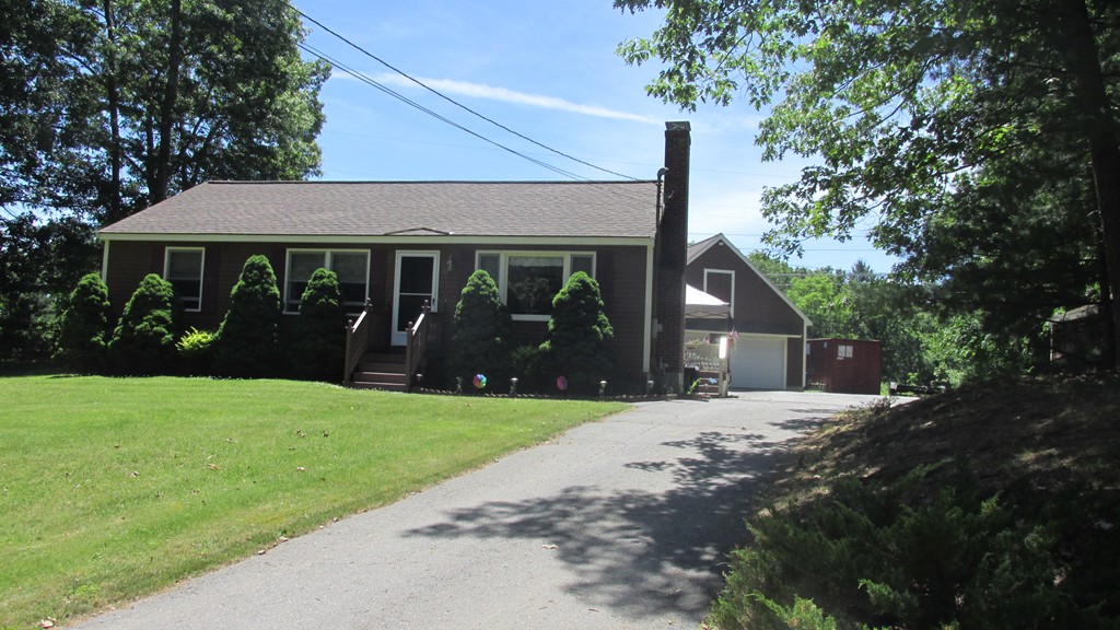 37 Middle Road Merrimac, MA 01860 - Photo 3 of 27