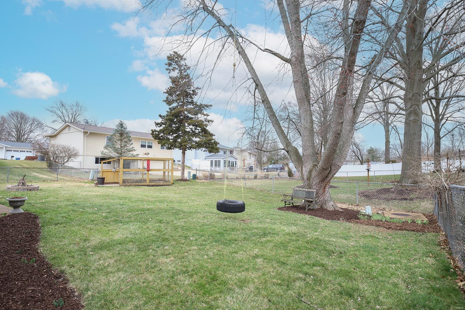 826 Village Meadow Drive Ballwin, MO 63021 - Photo 26 of 32