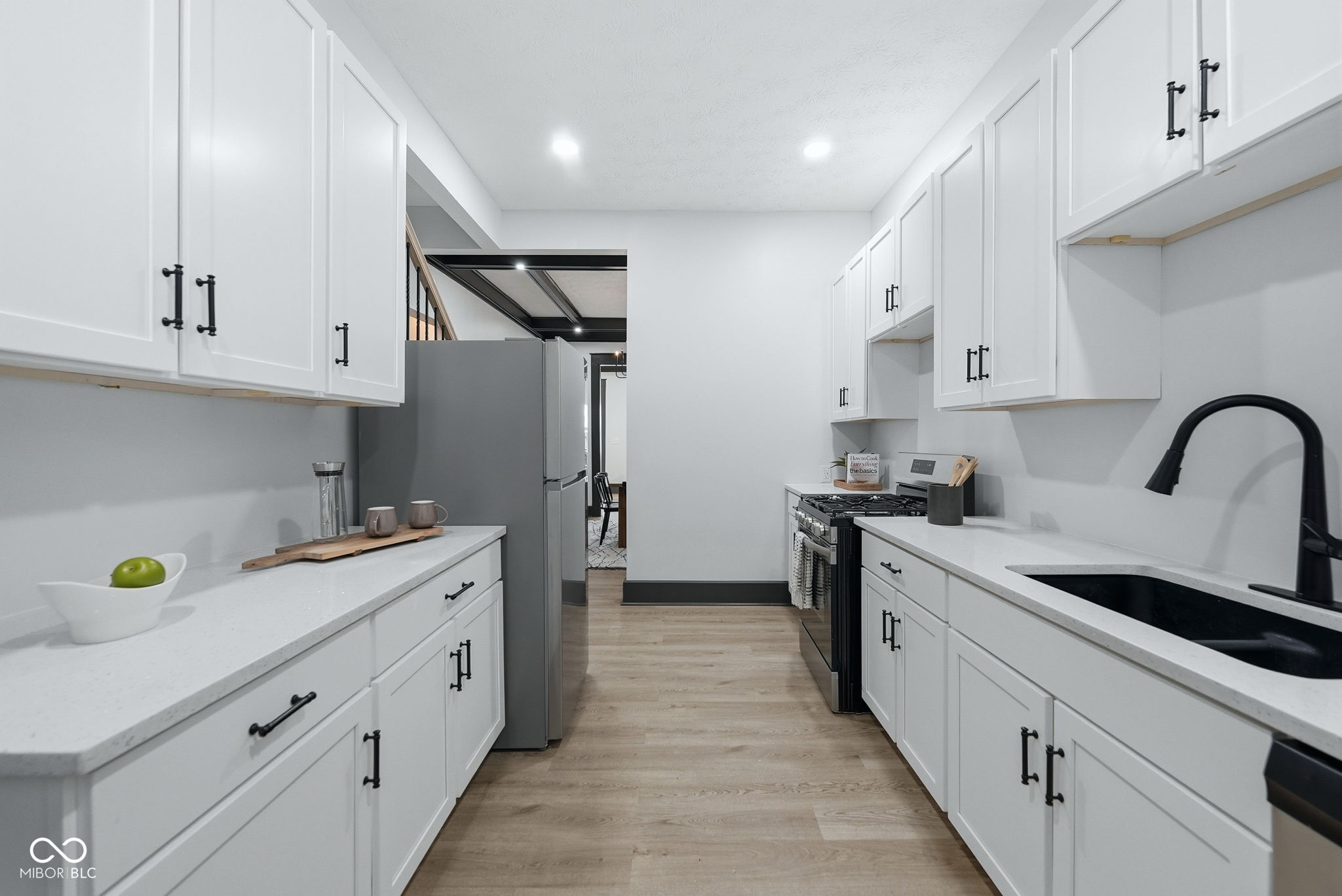 3752 Ruckle Street Indianapolis, IN 46205 - Photo 16 of 45