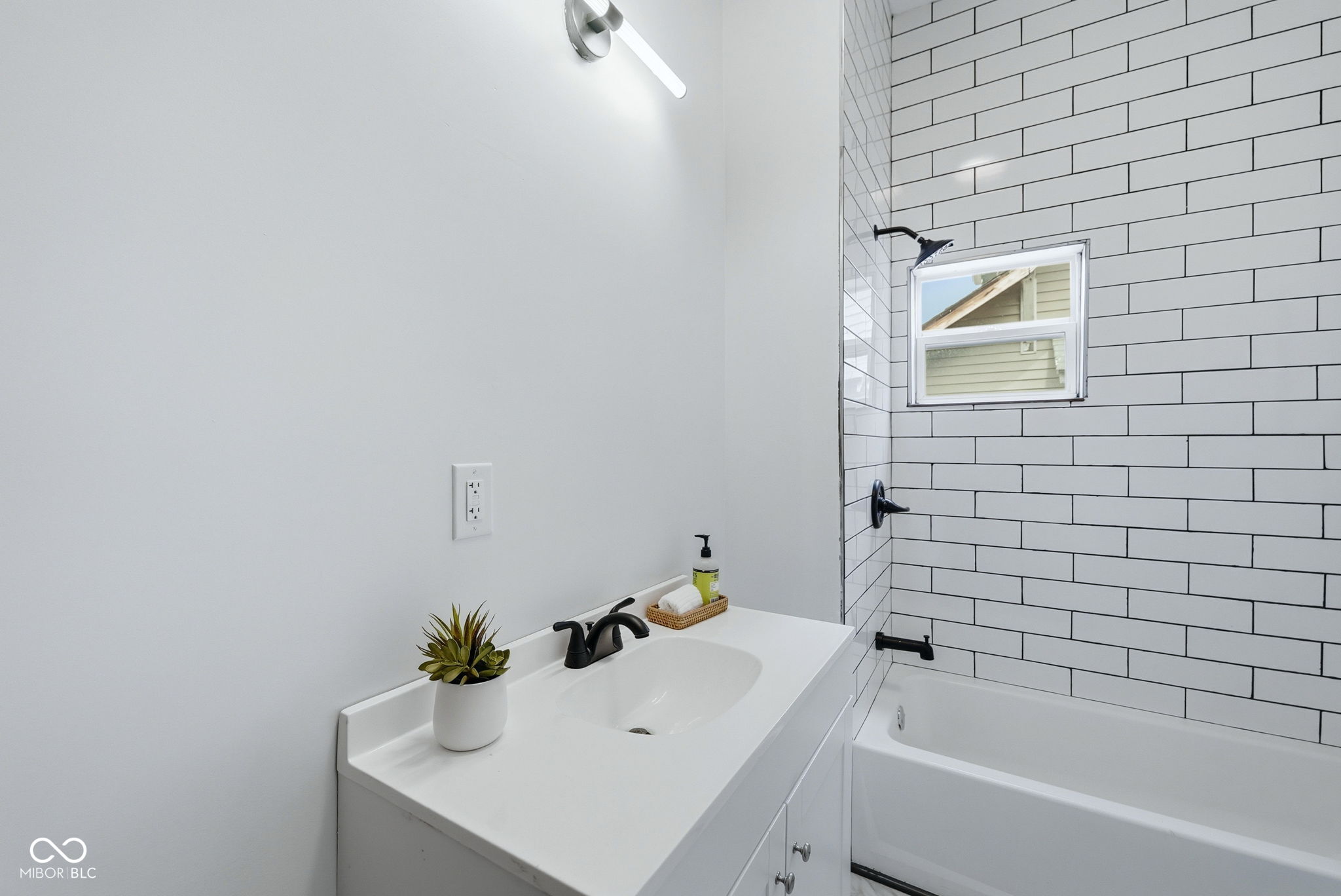 3752 Ruckle Street Indianapolis, IN 46205 - Photo 23 of 45