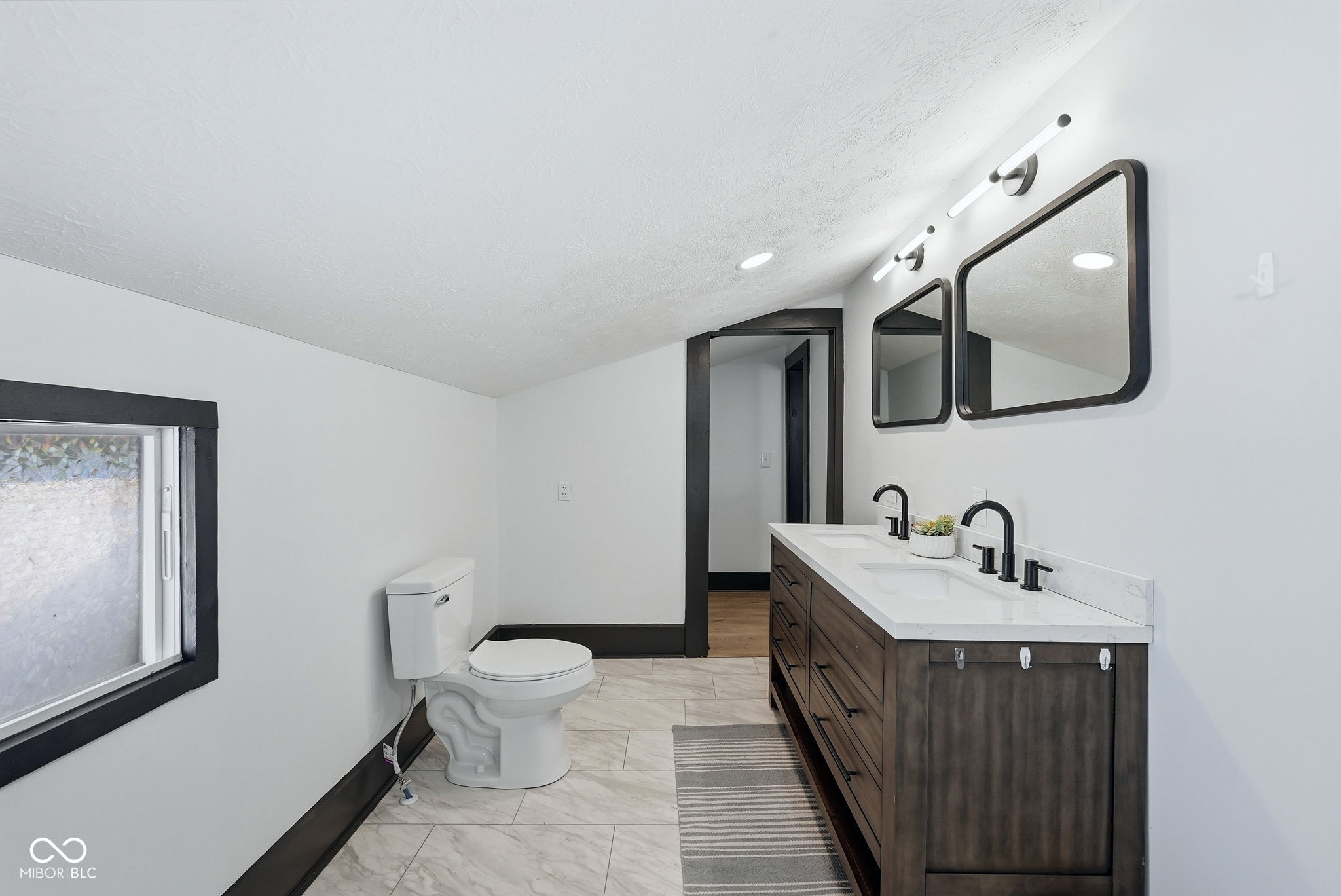 3752 Ruckle Street Indianapolis, IN 46205 - Photo 36 of 45