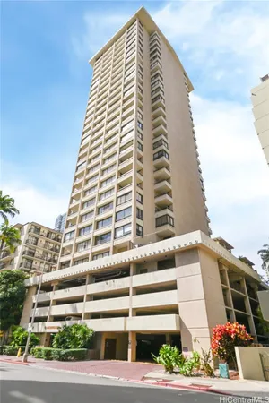 $2,800 | 430 Lewers Street, Unit 3005, Honolulu, HI 96815
