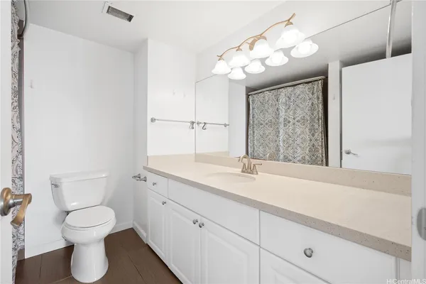 $2,800 | 430 Lewers Street, Unit 3005, Honolulu, HI 96815