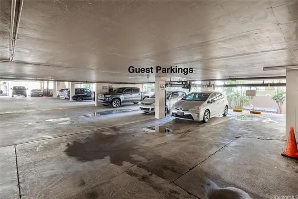 $2,800 | 430 Lewers Street, Unit 3005, Honolulu, HI 96815