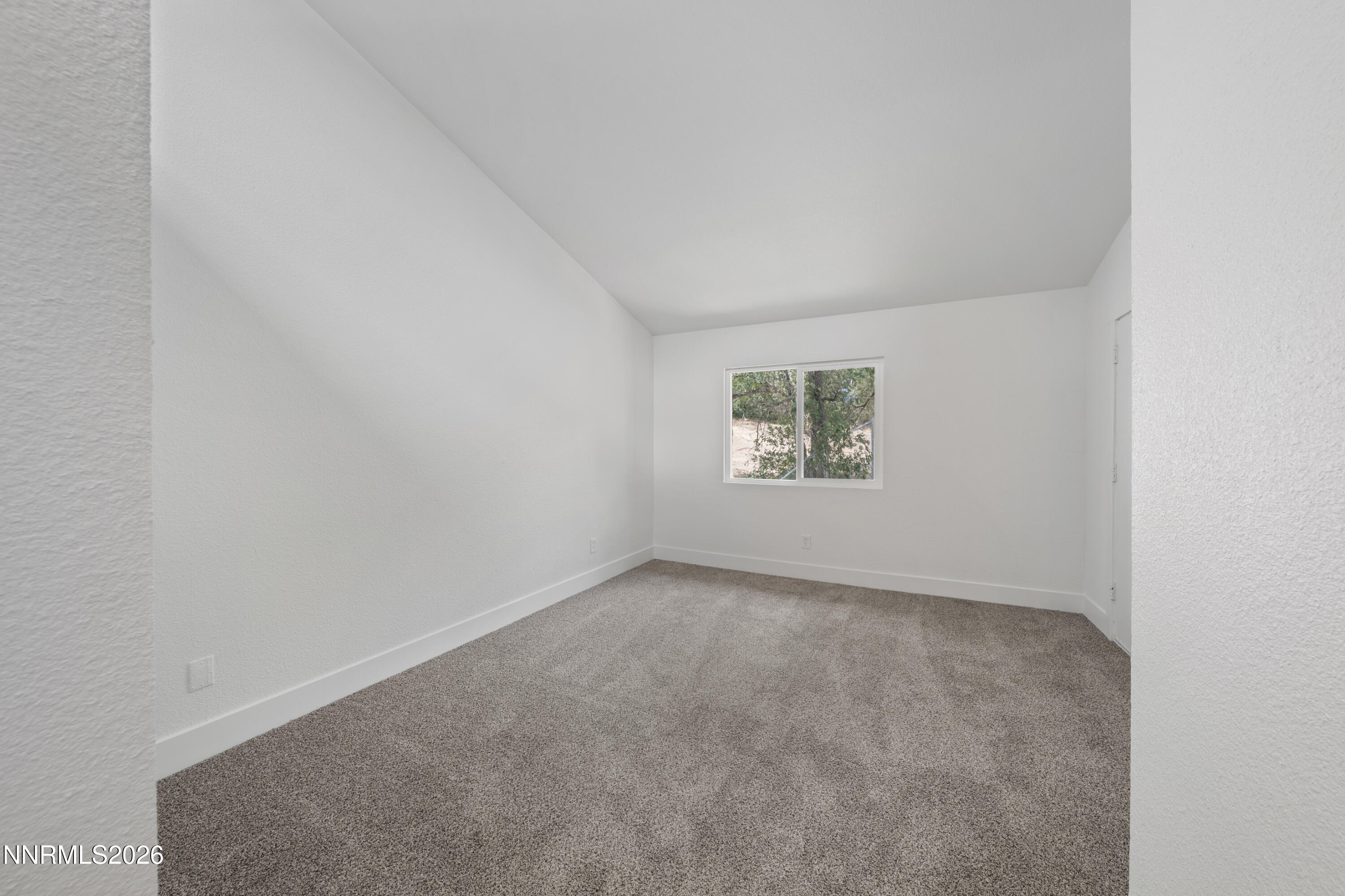 2080 Highview Court, Unit 6 Reno, NV 89512 - Photo 33 of 40 A7V08463