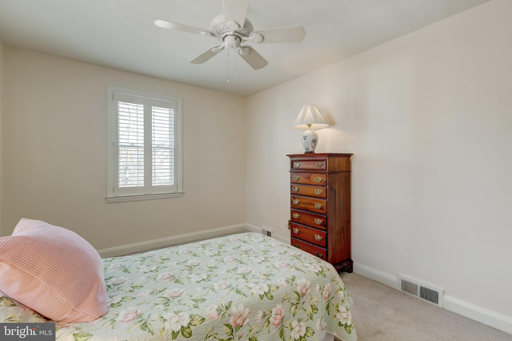 212 Overbrook Road Baltimore, MD 21212 - Photo 16 of 22