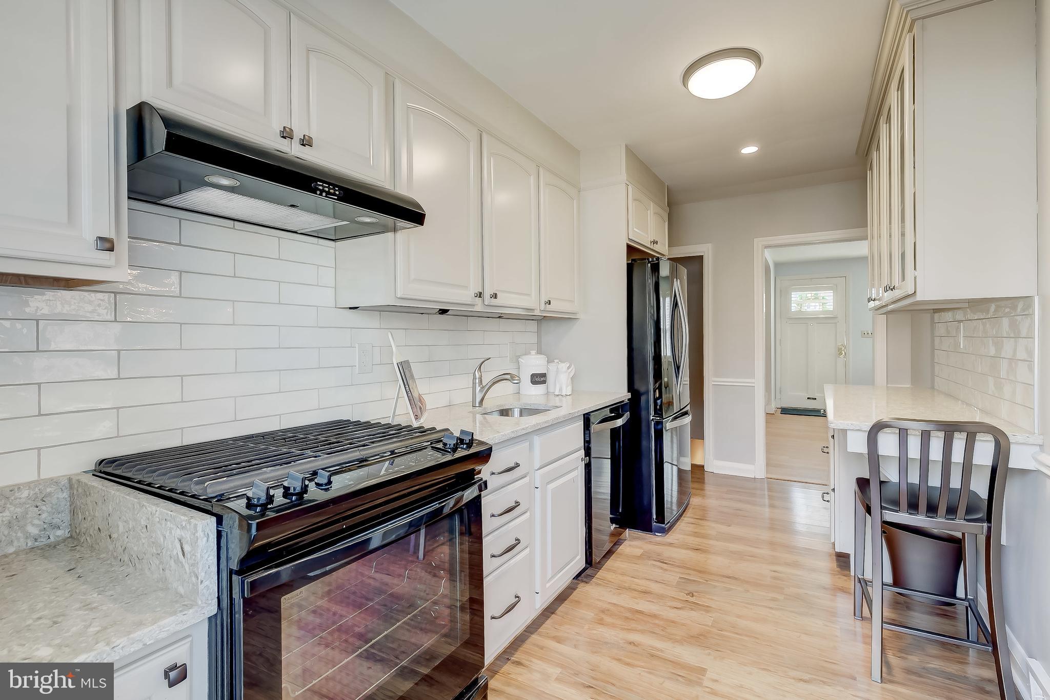 212 Overbrook Road Baltimore, MD 21212 - Photo 9 of 22