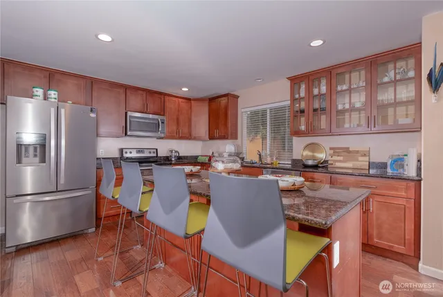 $4,000 | 27309 111th Place Southeast, Kent, WA 98030