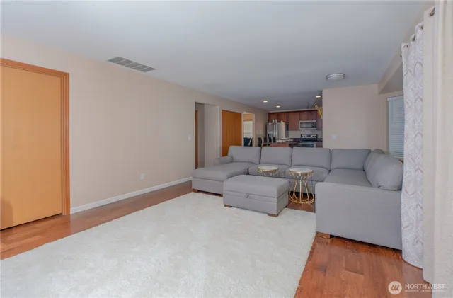 $4,000 | 27309 111th Place Southeast, Kent, WA 98030