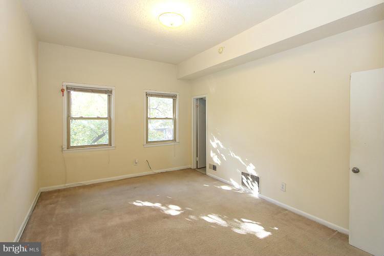 1316 R Street Northwest Washington, DC 20009 - Photo 12 of 30 Bedroom Unit #3