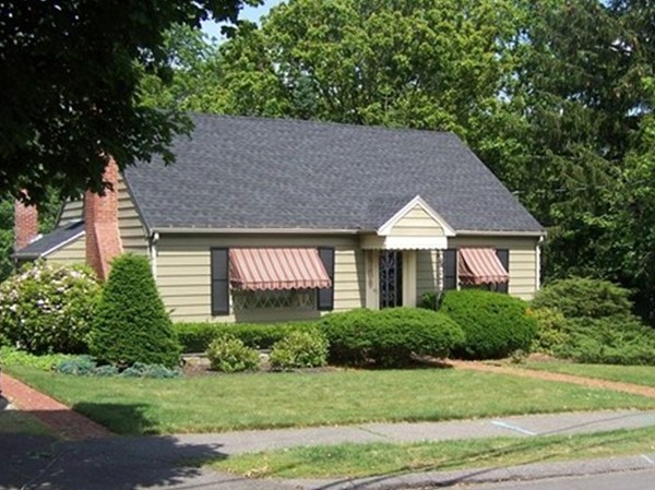 14 Burley Farm Road Danvers, MA 01923 - Photo 2 of 25 Gallery Image 2