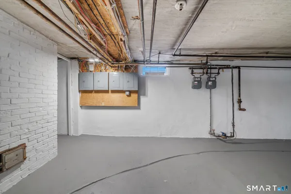 a view of entryway with white walls and windows