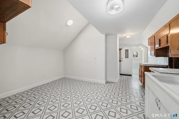 $1,600,000 | 781 Farmington Avenue, West Hartford, CT 06119