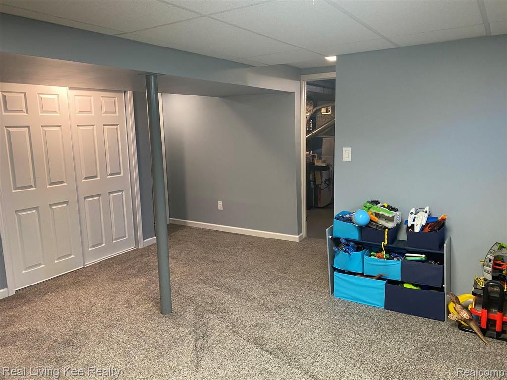 17917 Rainbow Road Fraser, MI 48026 - Photo 33 of 43