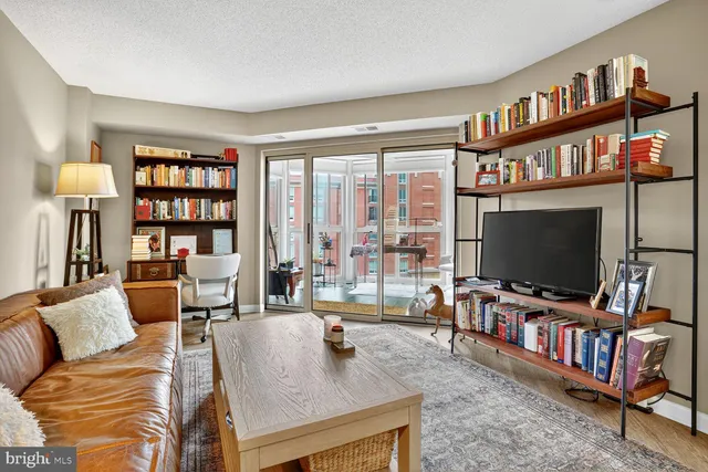 $610,000 | 2121 Jamieson Avenue, Unit 1208, Alexandria, VA 22314