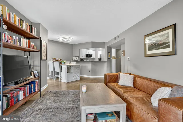 $610,000 | 2121 Jamieson Avenue, Unit 1208, Alexandria, VA 22314