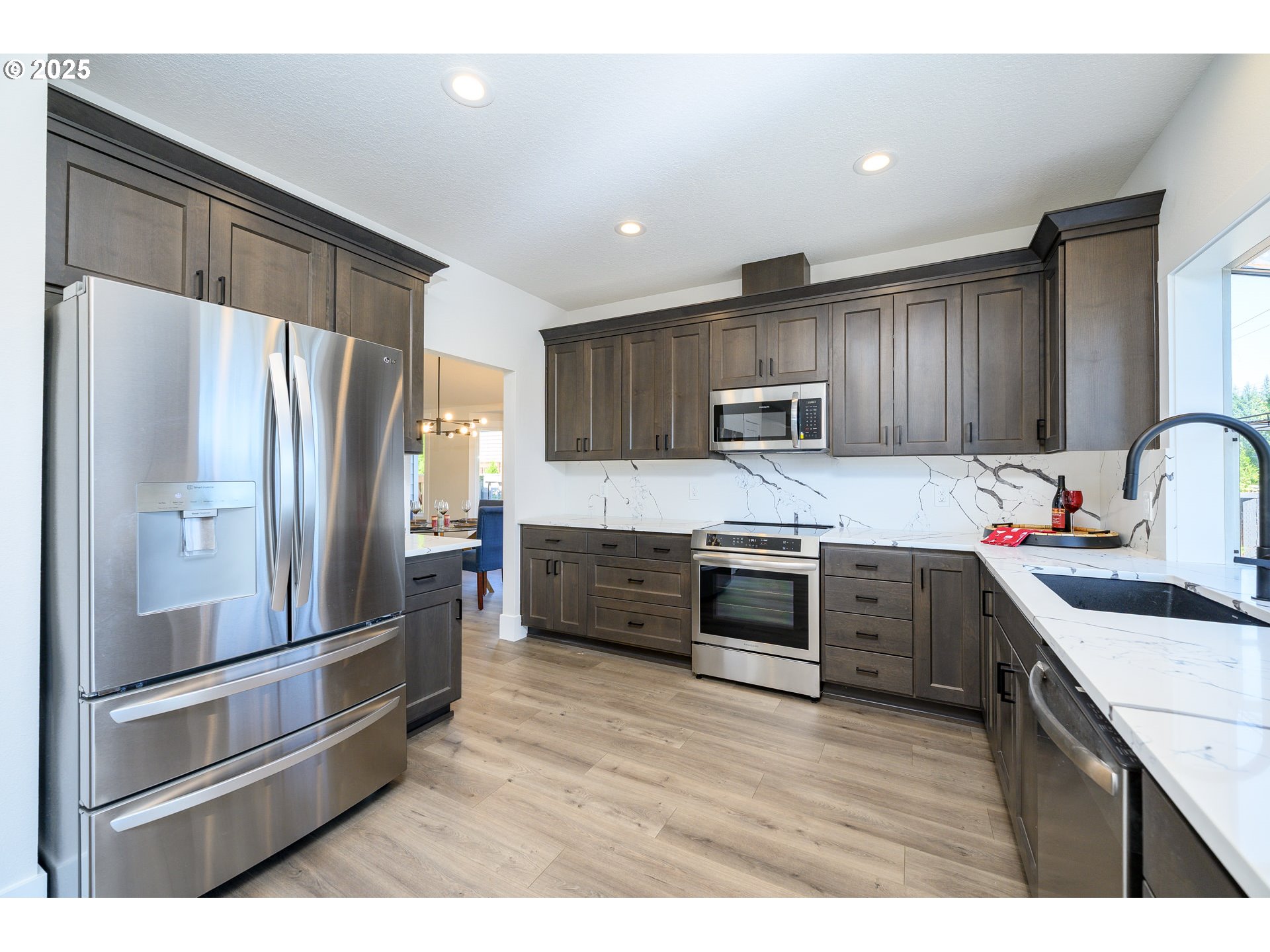 11280 Southwest Pintail Loop Beaverton, OR 97007 - Photo 14 of 48