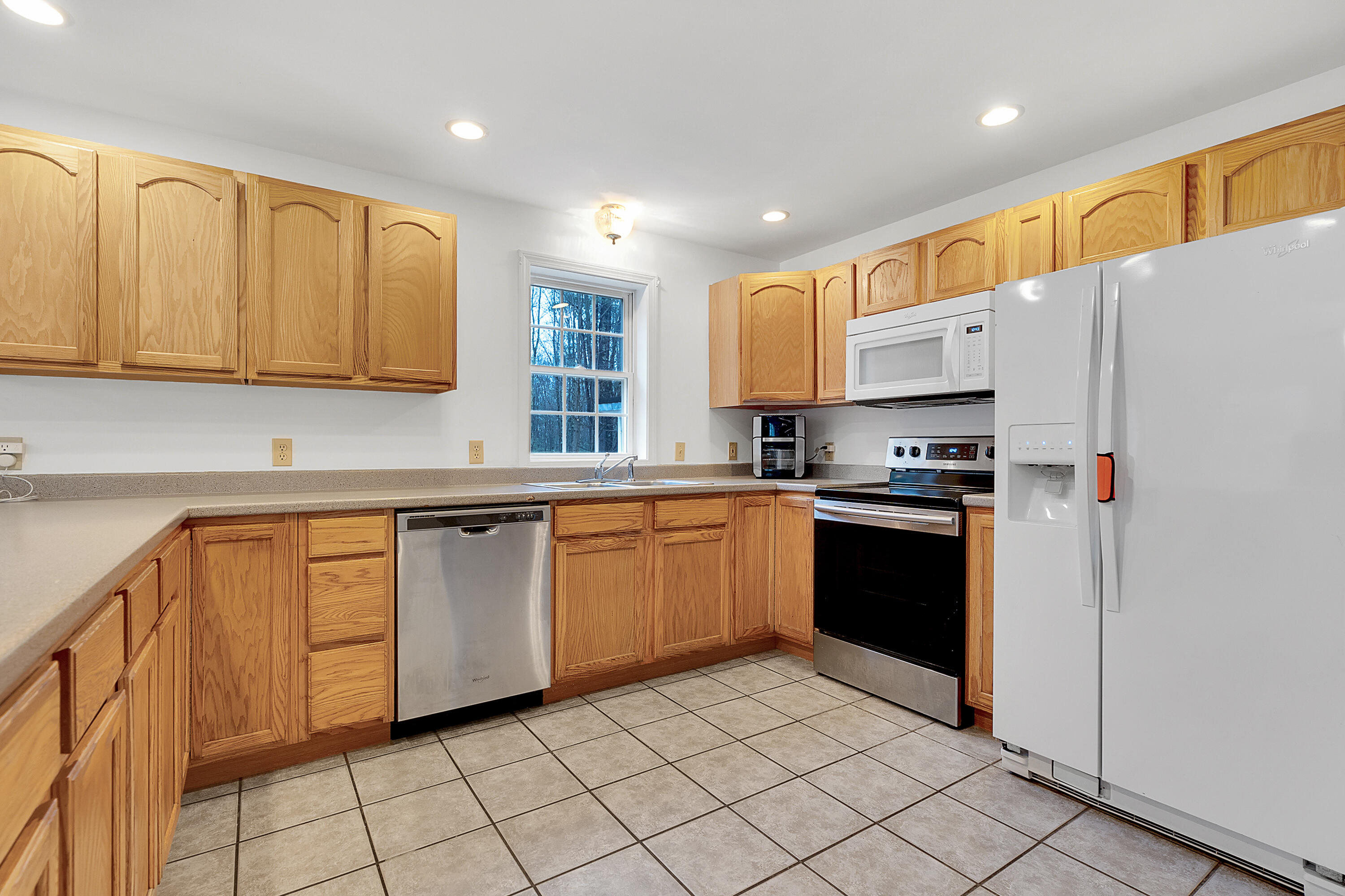 220 Payne Road Scarborough, ME 04074 - Photo 5 of 37 220Payne-9