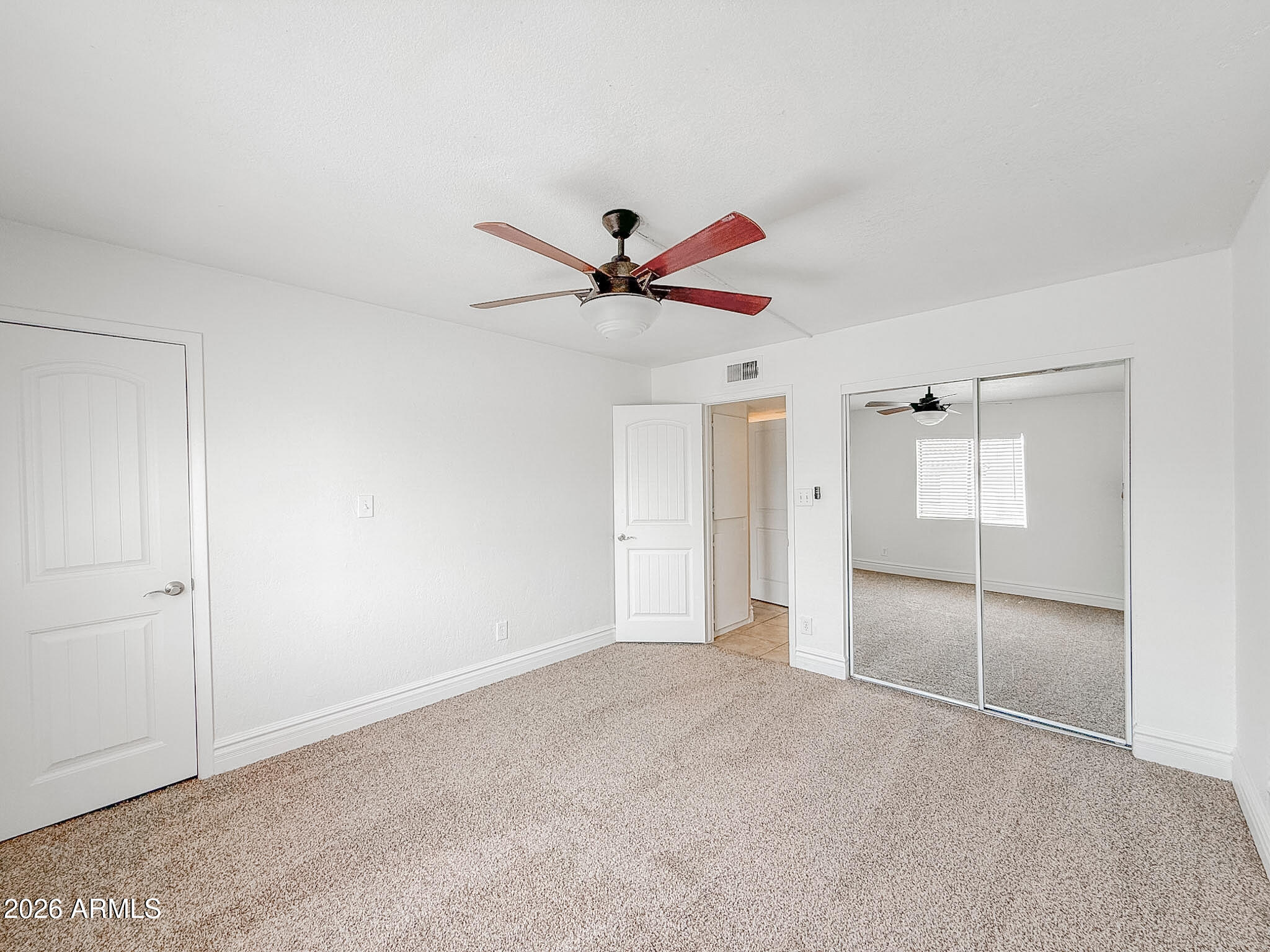 3825 East Camelback Road, Unit 215 Phoenix, AZ 85018 - Photo 11 of 24 Photo Apr 16 2026, 12 25 55 PM